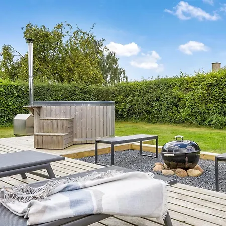 Nyaraló Adia - 500m From The Sea By Interhome