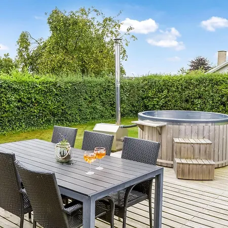 Casa de Férias Adia - 500m From The Sea By Interhome *