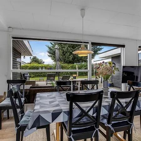 Nyaraló Adia - 500m From The Sea By Interhome Hejls