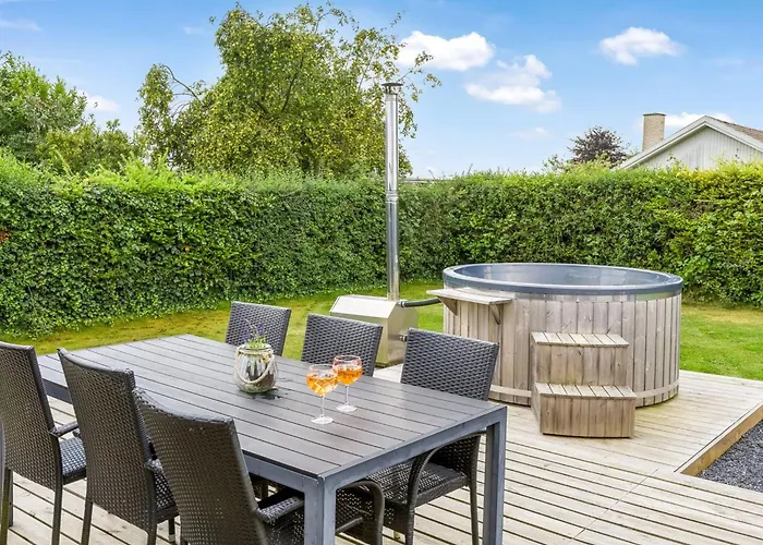 Prázdninový dům Adia - 500m From The Sea By Interhome *