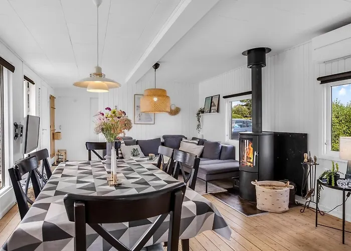 Adia - 500m From The Sea By Interhome Hejls